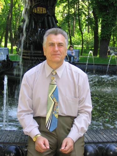 Іван Левченко в столичному Маріїнському парку